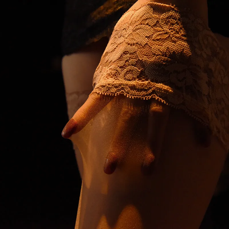 

New Sexy Oil Shine Stockings Lace Top Silicon Strap Anti-skid Thigh Nightclub Medias De Mujer Stockings Female Plus Size