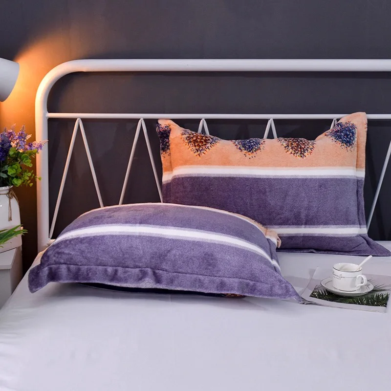 

JUSTCHIC 2pcs /set Cartoon Flannel Pillowcase Winter Warm Pillow Cases Soft Comfortable Home Decoration Pillow Cover Plaid