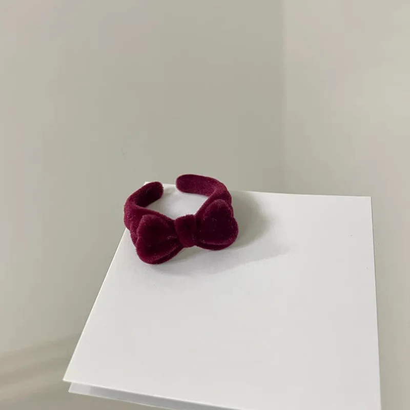 

ALLNEWME French Elegant Winered Color Plush Bowknot Ring for Women Lady Cross Knotted Adjusting Open Rings Vintage Accessories