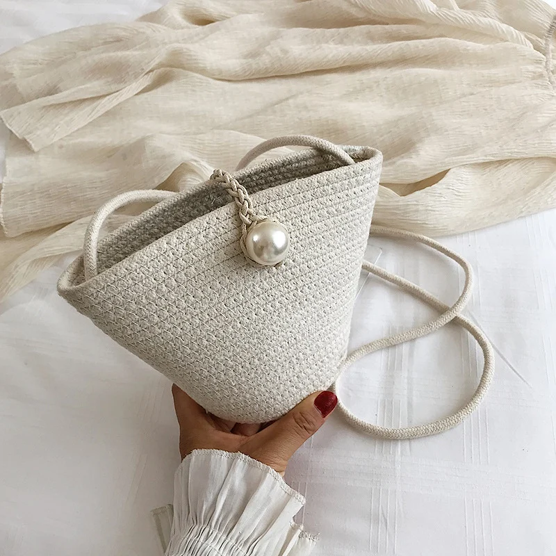 Маленькие соломенные сумки с жемчугом для женщин летняя сумка мессенджер на