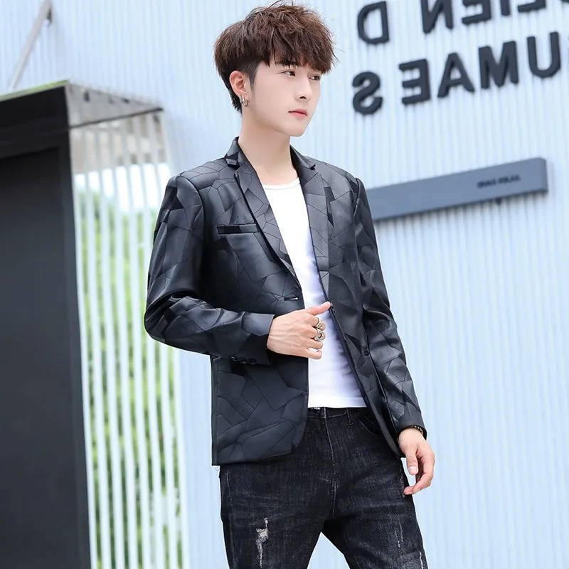 

2020 men suit young British PU leather fashion, cultivate one's morality printing small suit