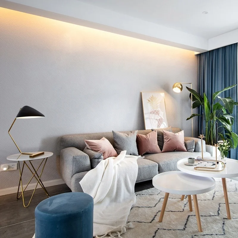 Темно бронзовый функциональный стильный декоративный светильник из металла с