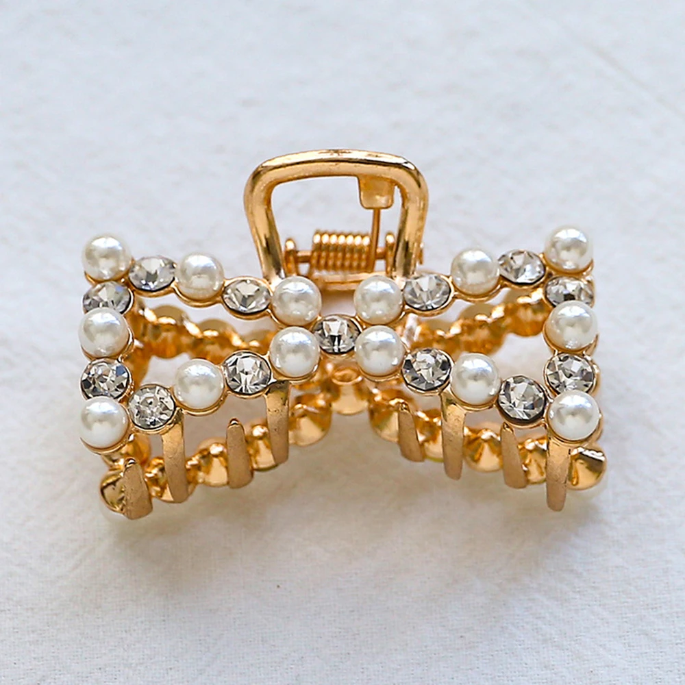 

Fashion Girl Hair Claw Geometric Imitation Pearl Hairpin Crab Retro Bow Shape Crystal Hair Clips Hair Accessories For Women