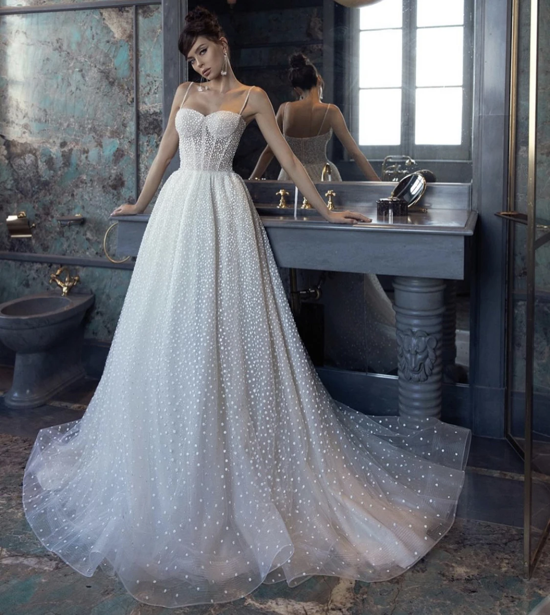 

Brilliant Polka-Dot Wedding Dress Sweetheart Spaghetti Straps Sequined Floor Length Sweep Train Bride Gown Custom Made New