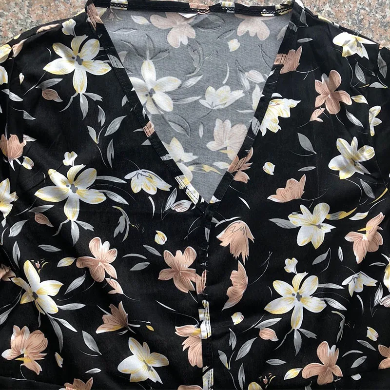 

Women Summer Sexy Temperament Small Fresh Dress V-Neck Short Sleeve High Waist Floral Dress Black Print Dresses