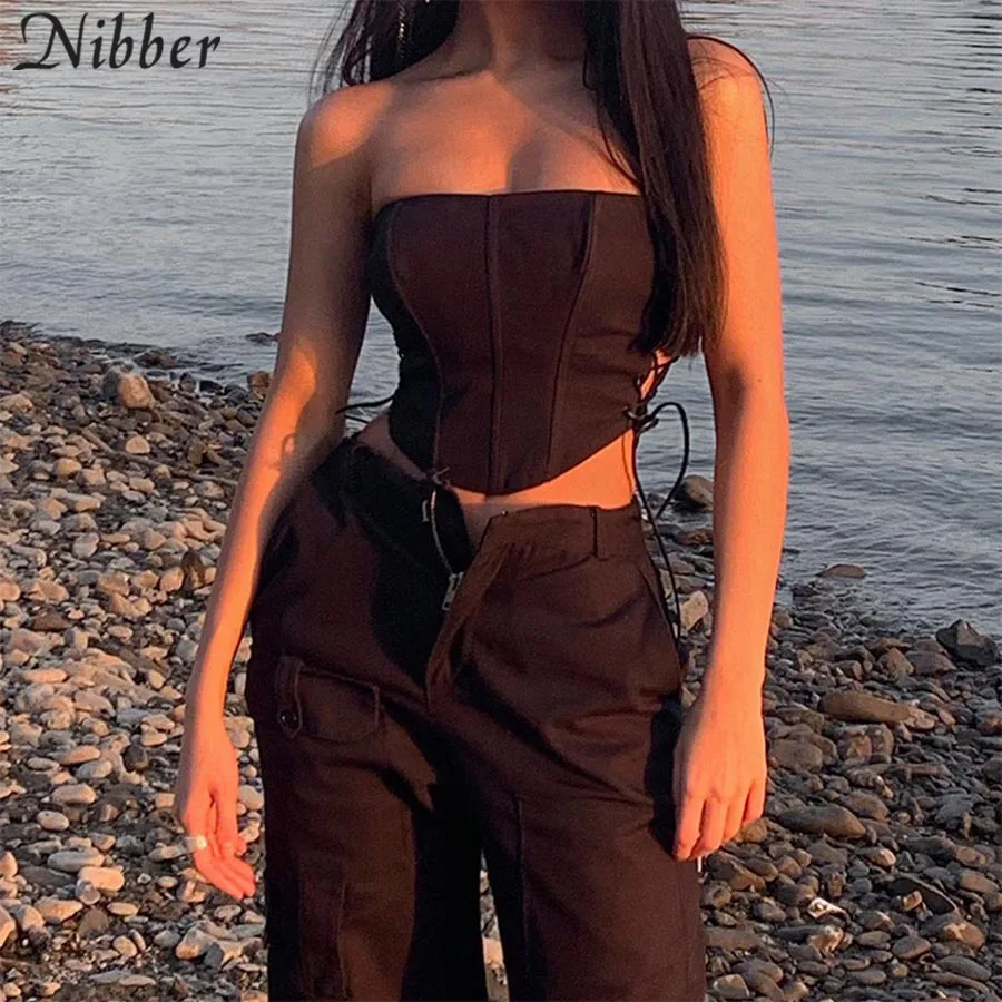 Короткий топ Nibber сексуальный клубный без бретелек с вырезами по бокам на