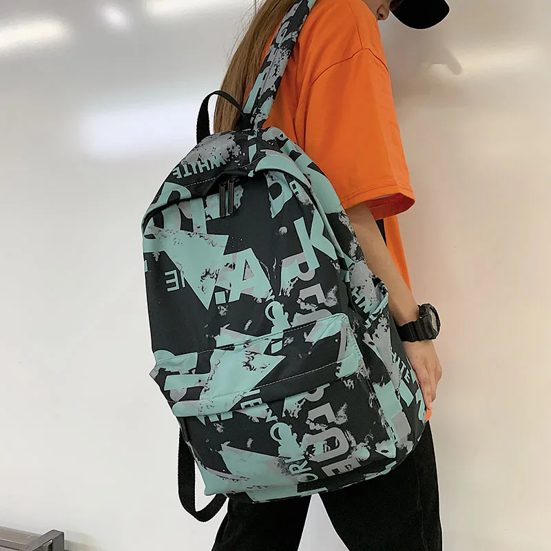 

16-Inch Hong Kong Style Retro Camouflage Schoolbag for Men and Women Student Street Trendy Korean Style Harajuku Backpack