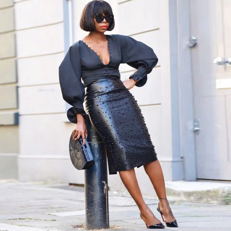 Осенние новые женские юбки из искусственной кожи модные однотонные с бусинами и