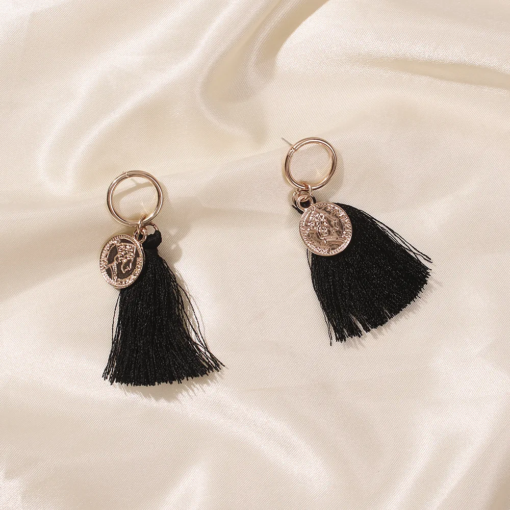 

Punk Portrait Tassel Earrings for Women Bohemia Circle Stud Earrings Vintage Statement Black Tassel Dangel Earrings Jewelry