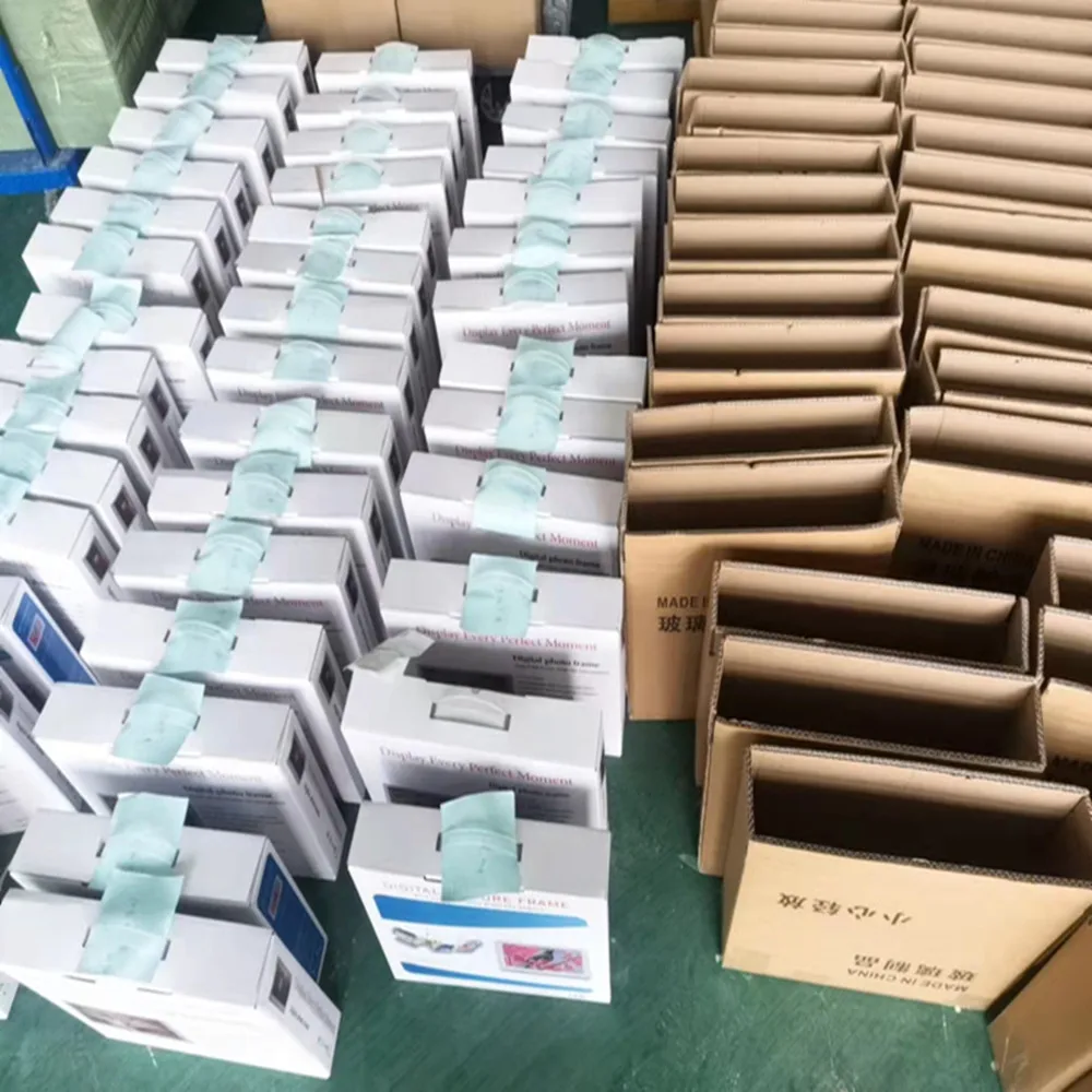 YULONG подарок 15-дюймовая светодиодная подсветка HD 1280*800 полнофункциональная