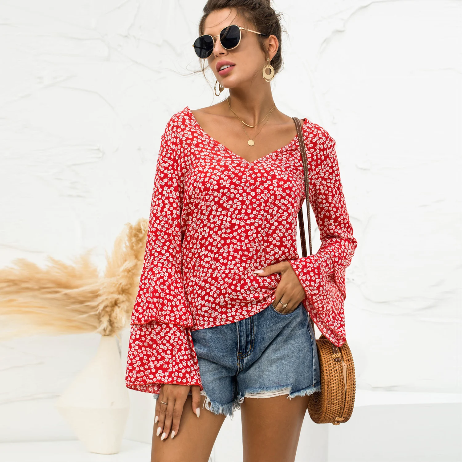 

Casual V Neck Chiffon Shirt Women Fashion Flare Long Sleeve Blouse Autumn Spring Vintage Chic Boho Floral Print Slim Ladies Tops