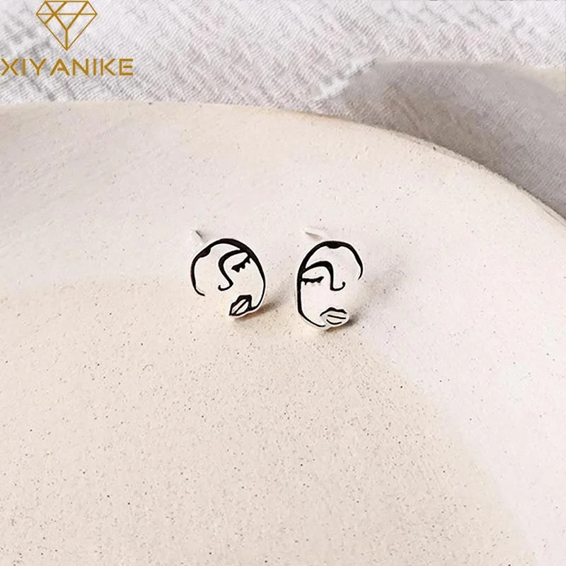 

XIYANIKE Silver Color Prevent Allergy Stud Earrings Creative Abstract Face Simple Geometric Jewelry for Women Couple Gift