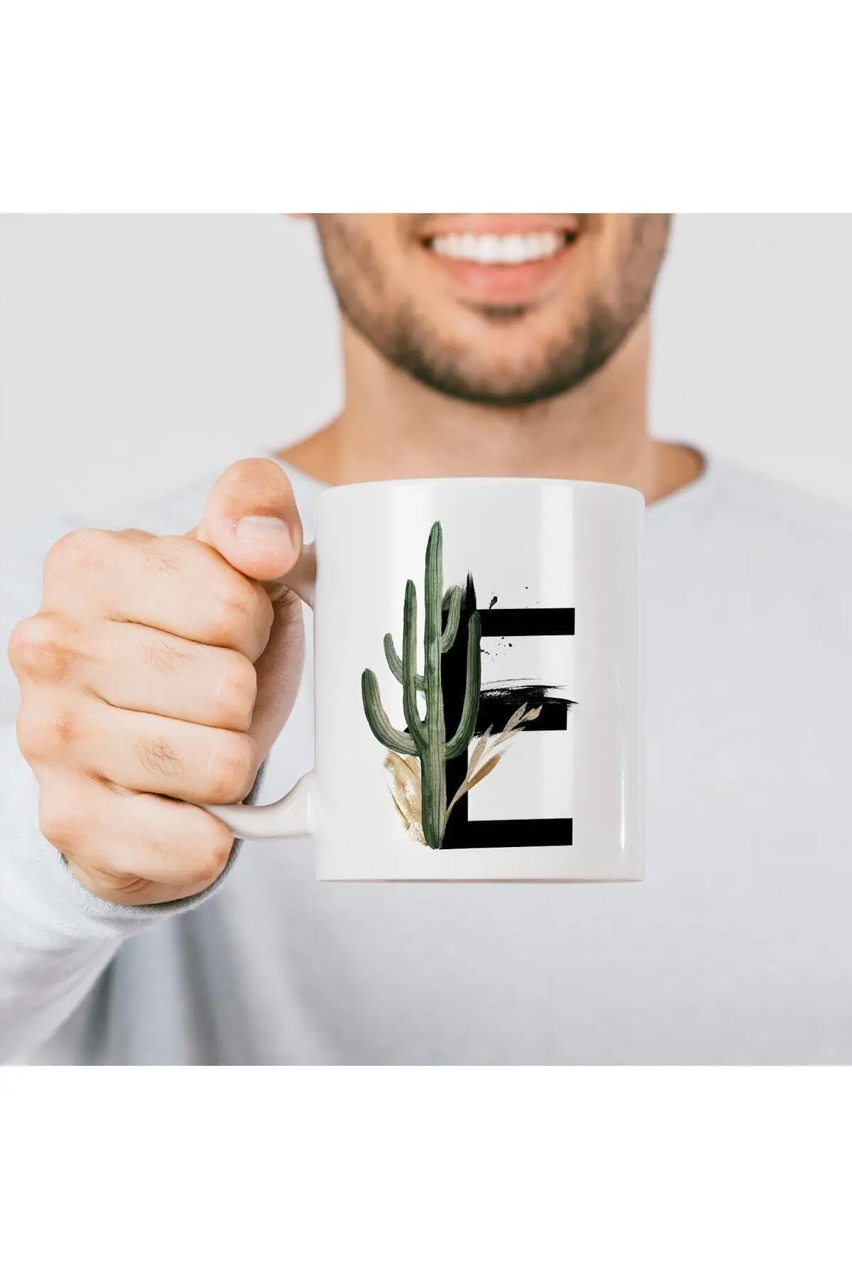 Фарфоровые чашки E-Letter Design для чая и кофе разноцветные подарочные изделия с