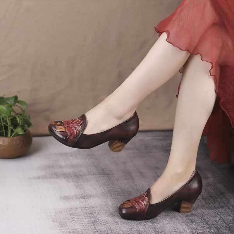 

Women Loafers Leather High Heels Embroidery Autumn Shoes For Women Pumps Handmade Genuine Leather women Lazy Shoes Slip On2021