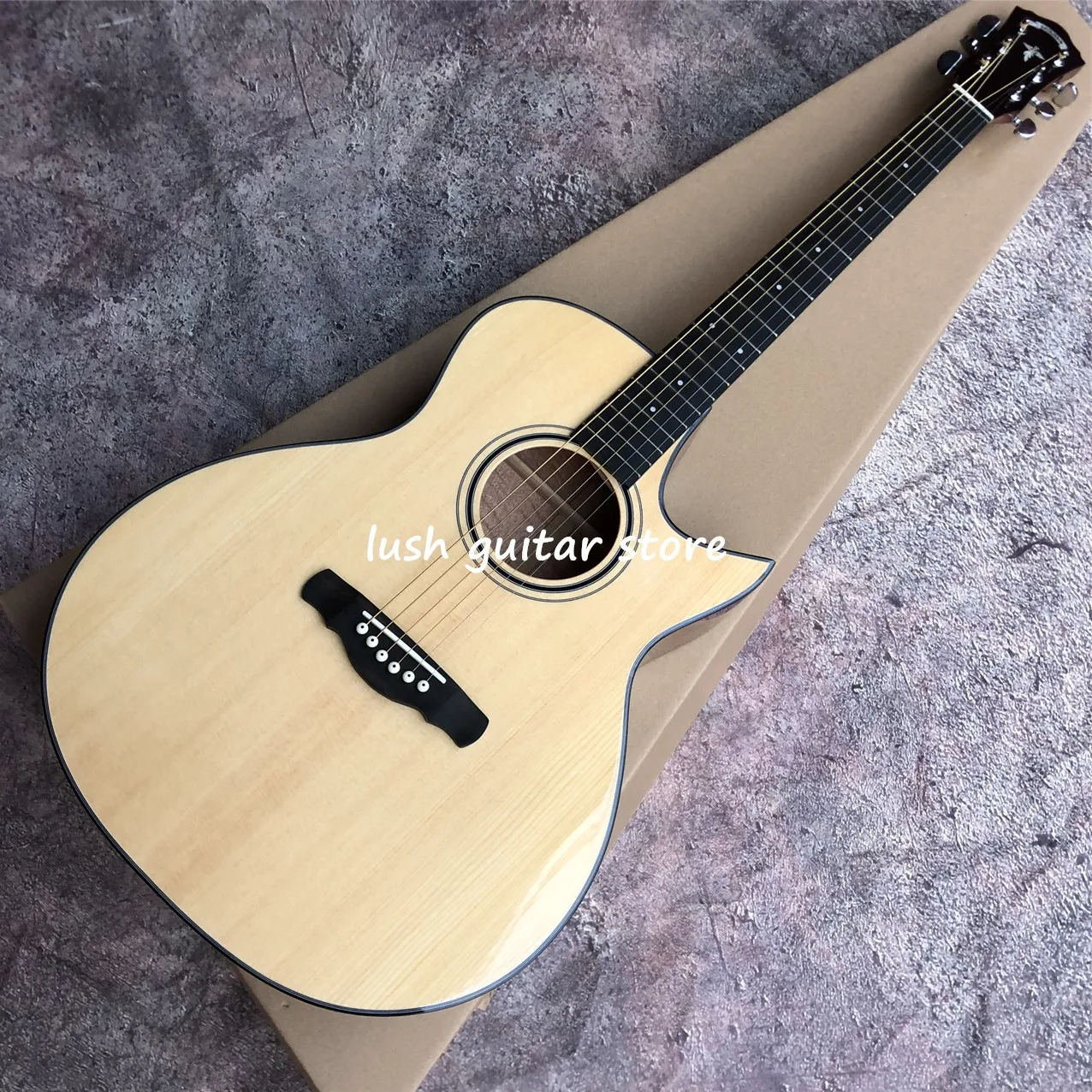 

2021 Top Quality 6 Strings Acoustic Guitar,Solid Spruce Top,Mahogany Top and Sides,Free Shipping