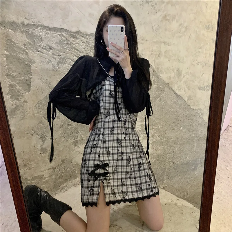 Женское кружевное платье на бретельках элегантное винтажное приталенное во