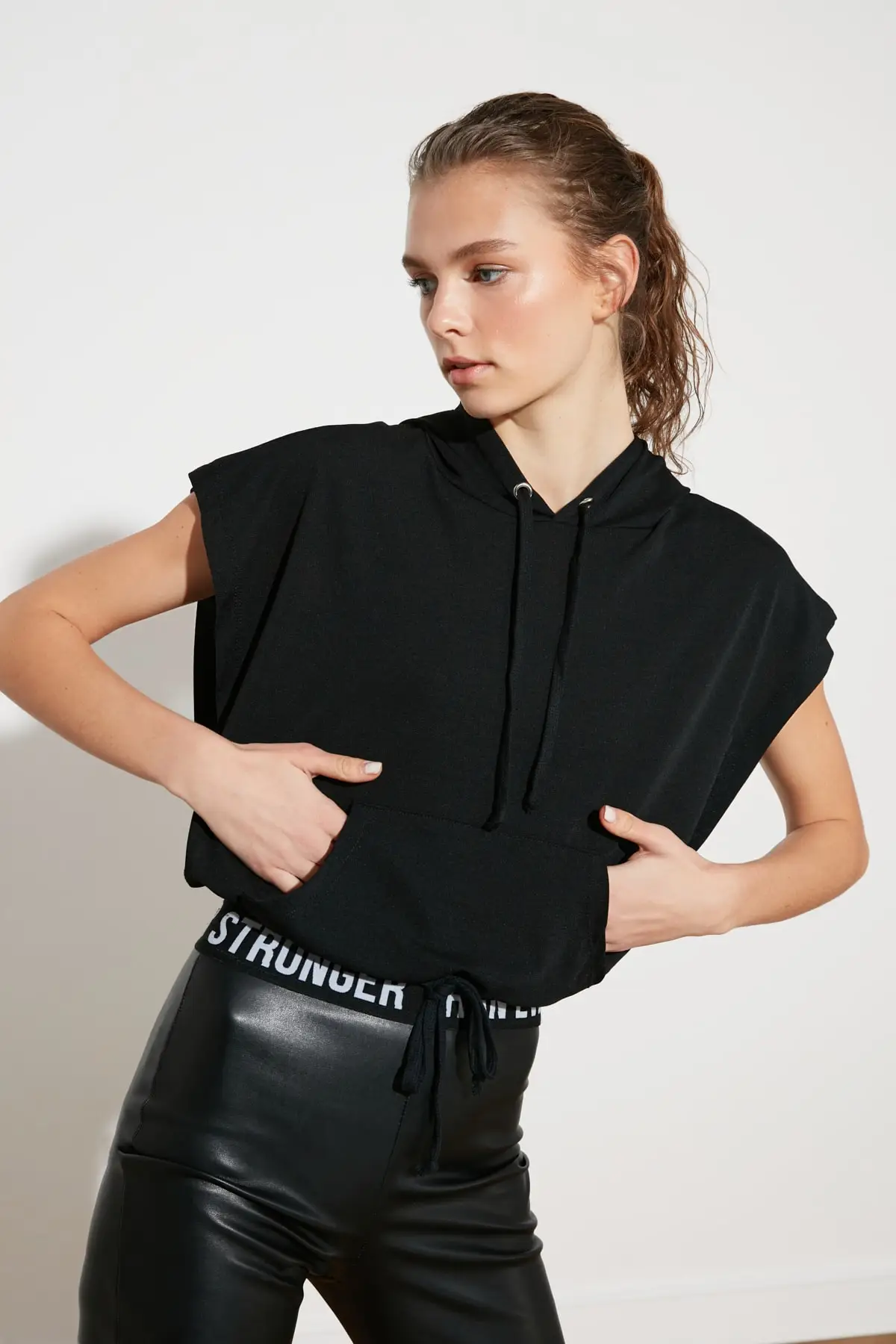 Спортивная Толстовка TWOSS20SW0166 с карманами | Женская одежда