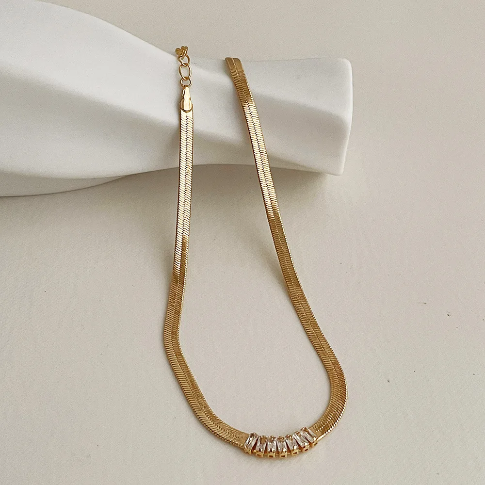 SRCOI блестящие простые широкие плоские змеиные костяшки ожерелье с цирконом