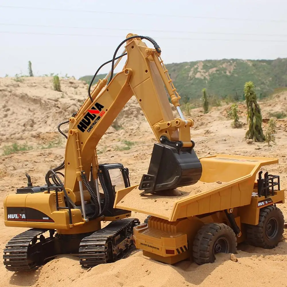 HUINA 1/14 RC грузовик Caterpillar сплава трактор монтируемая Автомобильная 2 4 ГГц