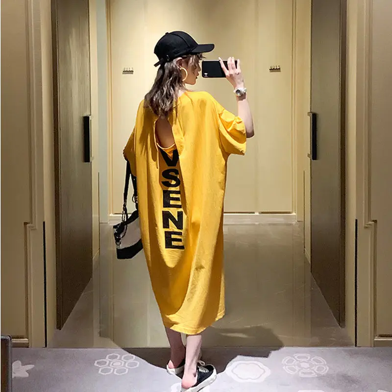 

Loose size long women's open back dress