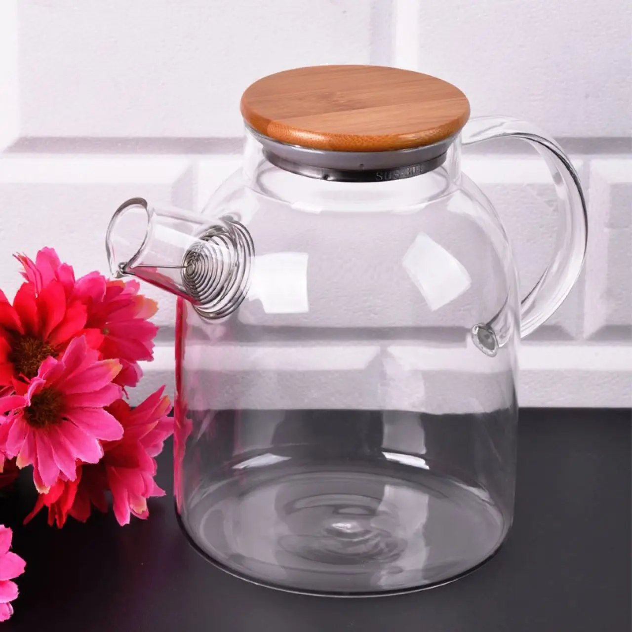 Термостойкий стеклянный чайник с бамбуковой крышкой 1800 мл | Дом и сад