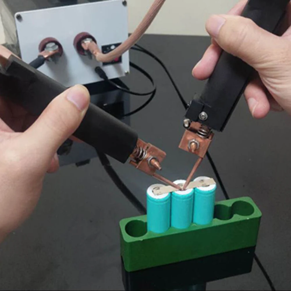 

Multifunctional Handheld Integrated Copper Spot Welding Pen with Automatic Trigged Function Spot Welding Pen