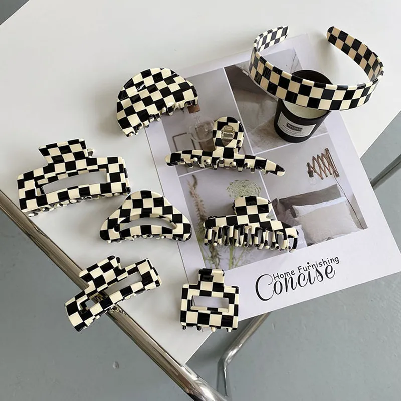 

Boutique Black And White Checkerboard Acetate Hair Claws Catch Shark Clips Fashion Hair Accessories Women Cute Hairpin Headband