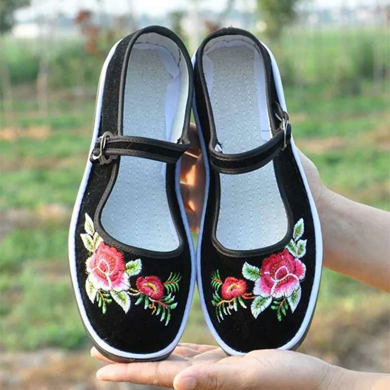 

Fashion women's shoes, cloth shoes, women's flat-heeled ethnic style embroidered shoes, leisure mother's single shoes,peonyshoes