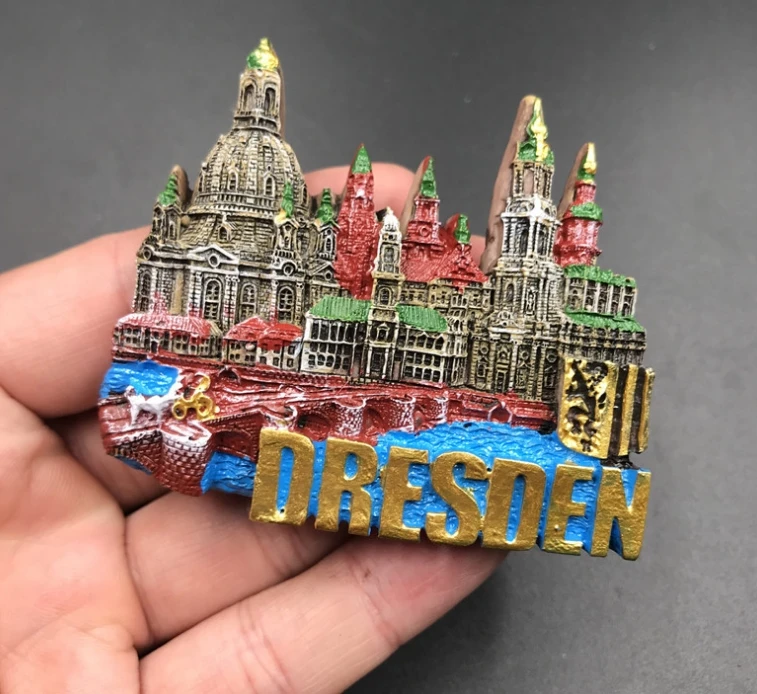 Венгерский Дубай Таиланд Польша Египет Италия Австралия де Испания Бельгия