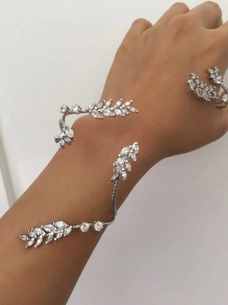 Модный серебряный браслет с кристаллами в форме цветка на ладонь для женщин и