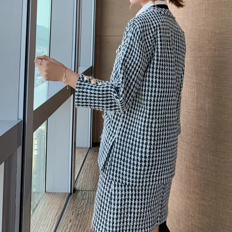 

Luxury Elegant Office Tweed Jacket Female Autumn Winter Plaid Single Button Knitted Coat Fashion V-Neck Loose Outerwear S-L