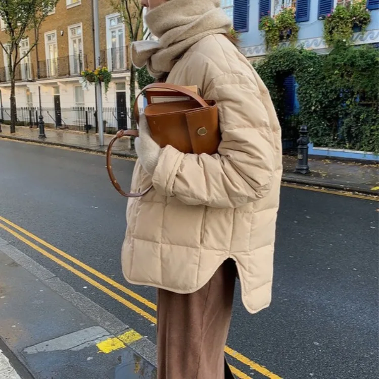 

2021 winter version of both sides wearing stylish casual bread clothing with scarf thick cotton clothing loose hand-stuffed