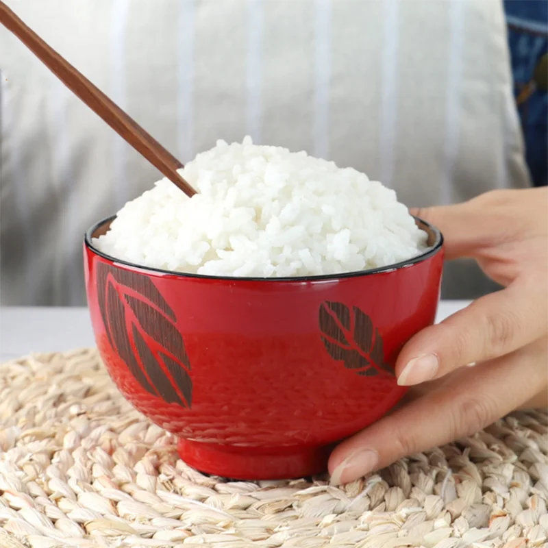 Деревянная посуда в японском стиле чаши с красным цветочным рисунком листьев