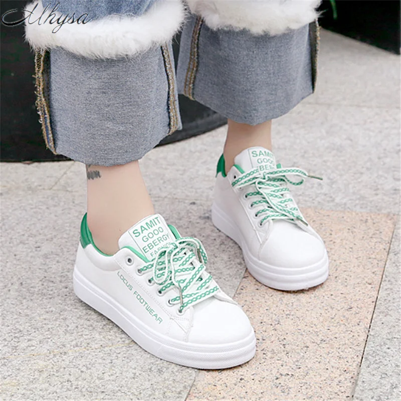 

2020 new spring PU small white shoes flat shoes casual wild women' shoes fashion low-top shoes women' white sneakers Y016
