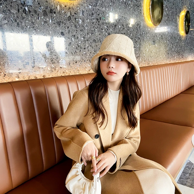 Двухсторонняя из овечьей шерсти для мальчиков золото-линия крышка резьбы