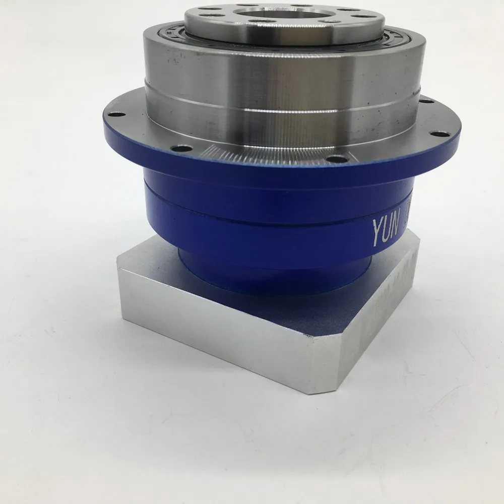 Спиральный редуктор с фланцевым выходом планетарный соотношением 4:1 Редуктор