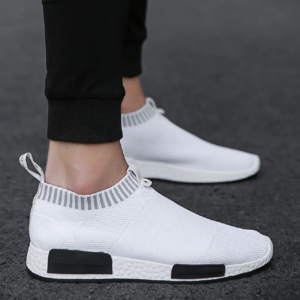 

2021 Summer Men And Women's Flying Woven Casual One-Step Lazy Shoes Breathable Fashion Knitting Sock Sneakers Solid Color Soft