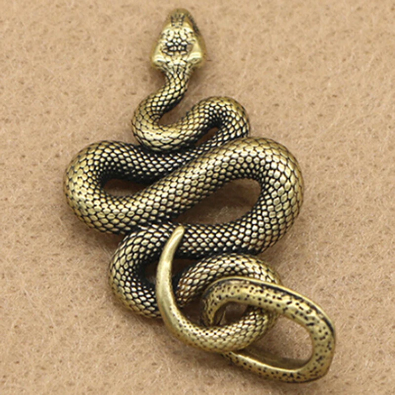 

Brass Snake Key Ring Boa Key Chain Outdoor Small Accessories DIY White Snake Car Hanging Keychain