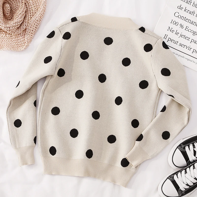 

Kimutomo Elegant Knit Two Piece Set Women V-neck Polka Dot Single Breasted Cardigans and Knitted Slim Vest Spring 2021