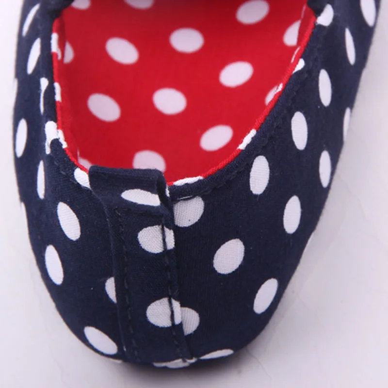 

Factory Price Baby Girl Soft Sole Shoes Dots Bowknot Toddler Anti-slip Shoes Newborn