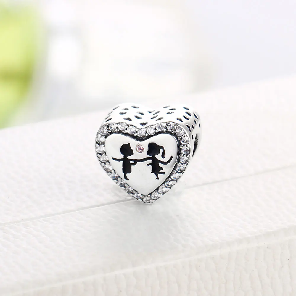 

Berloque 2021 Valentine's Day Gift 925 Sterling Silver Boy Holding Hands Girl Beads Charms Fit Original Bracelet Jewelry Making