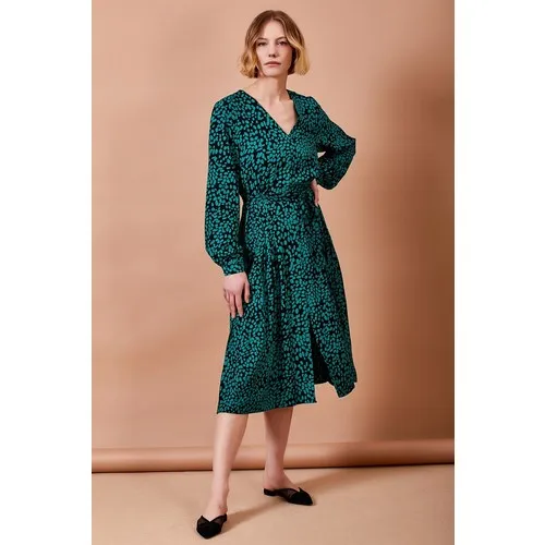 Green Pattern Women Dress Coupon Campaign New Fashion