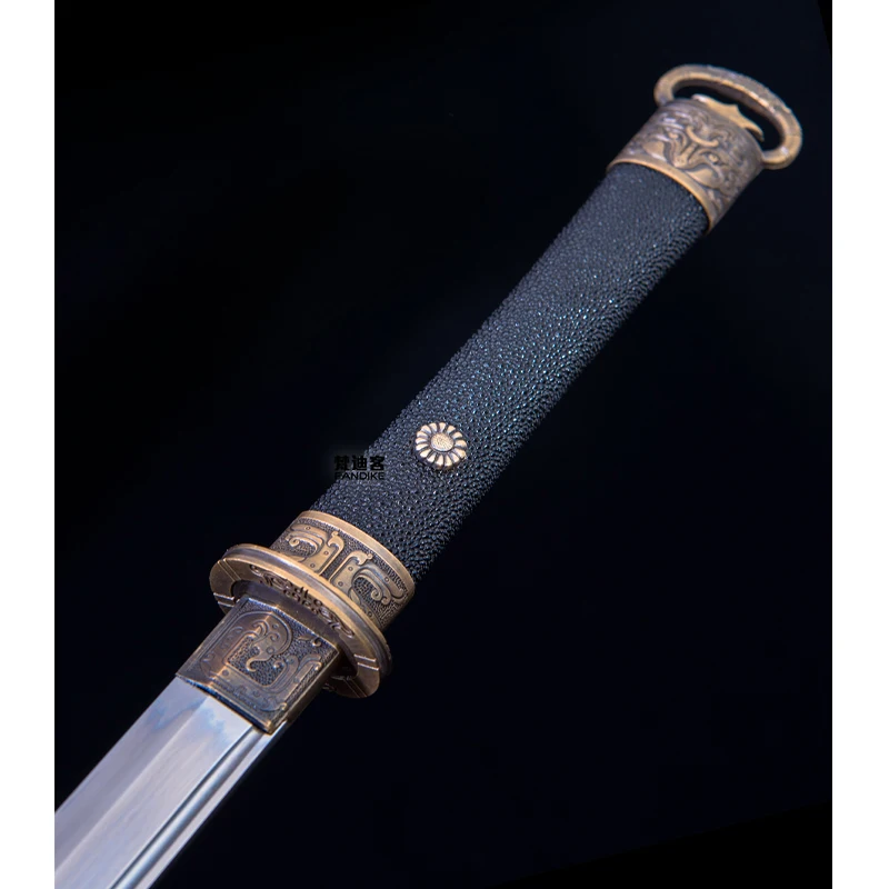 Высокое качество ручной работы сложенная сталь под твердым горящим лезвием