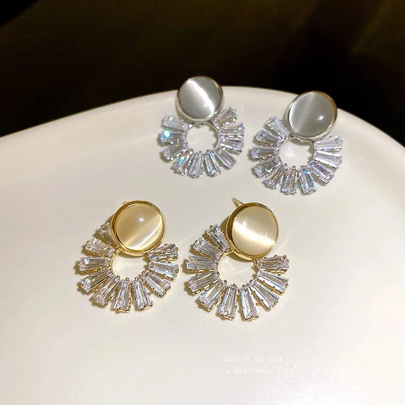 

925 Silver Needle Round Opal Diamond Earrings South Korea Trendy Exquisite Personalized Fashion Design Sense