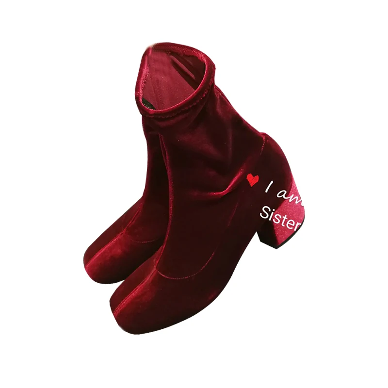 

Velvet Martin boots 2020 European and American winter new high women's boots red plus velvet wedding shoes short boots women