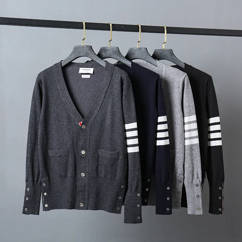 2021 Fashion Brand Sweaters Men Slim Fit V-Neck Cardigans Clothing Striped Cotton Wool Spring and Autumn Casual Coat