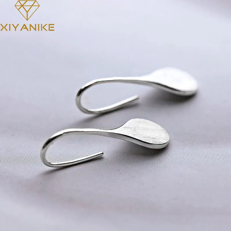 Женские серьги гвоздики из серебра 925 пробы с защитой от