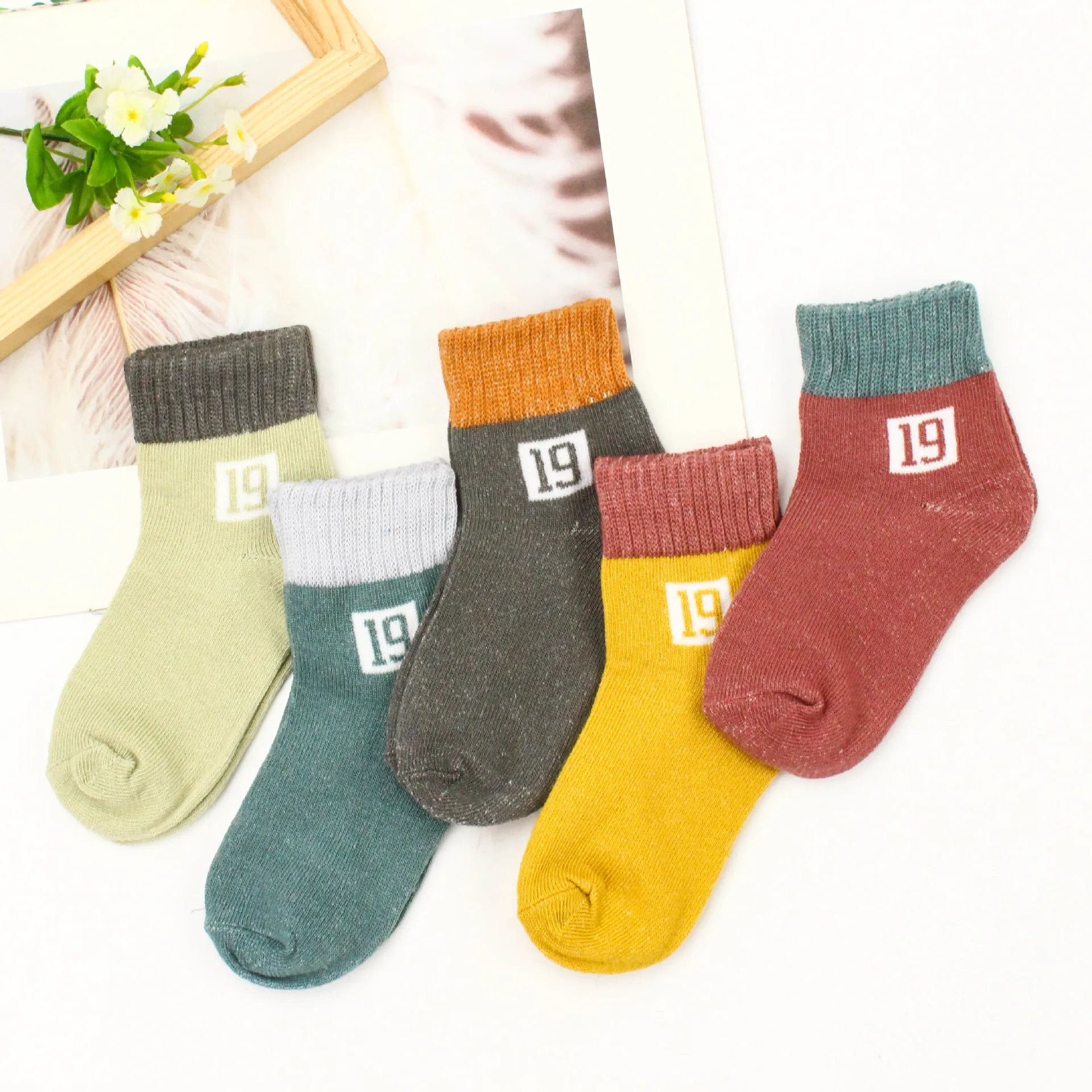 

5 Pairs Autumn And Winter New Children's Socks MiddleTube Socks Boys And Girls Floor Socks Cute Cartoon Children's Baby Socks