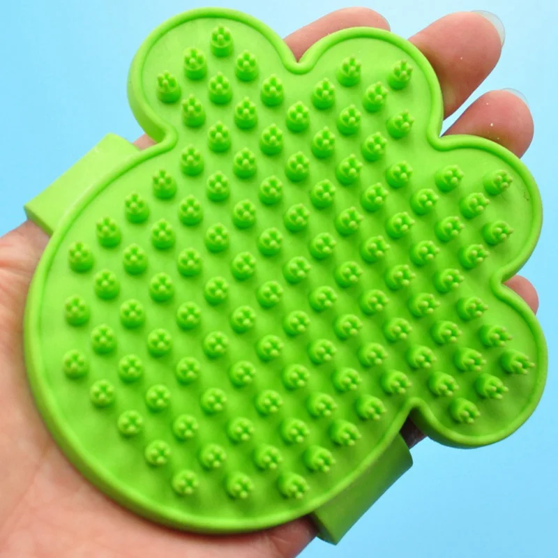 Щетка для купания домашних животных собак кошек резиновая перчатка щетка ухода