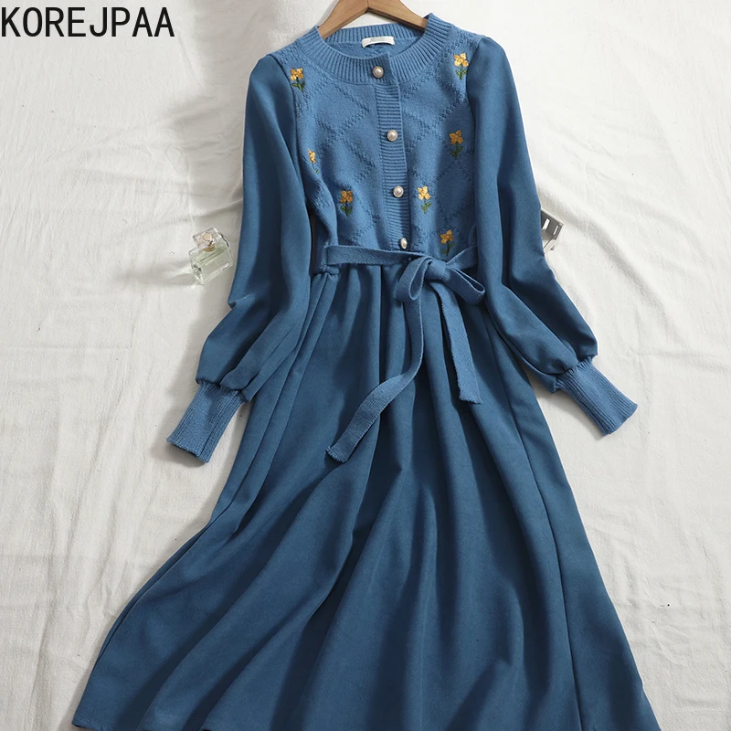 

Korejpaa Floral Embroidered Dress Women Round Neck Button Up Stitching Bandage Dresses Autumn 2021 All-match Knitted Vestidos